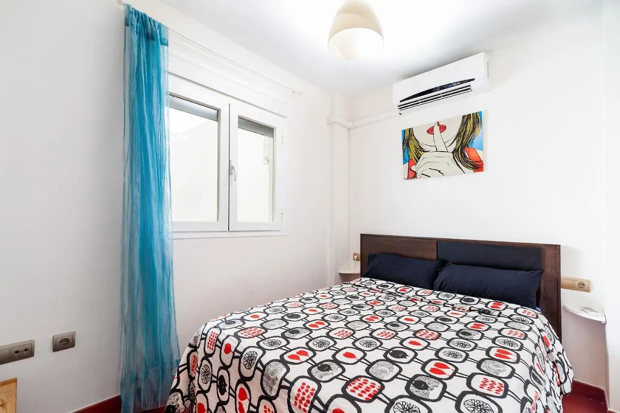 Apartamento Calle Ingeniero La Cierva 호텔 콘일데라프론테라 아파트